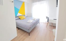 Blue Sky Rooftop Rooms - Bari Policlinico